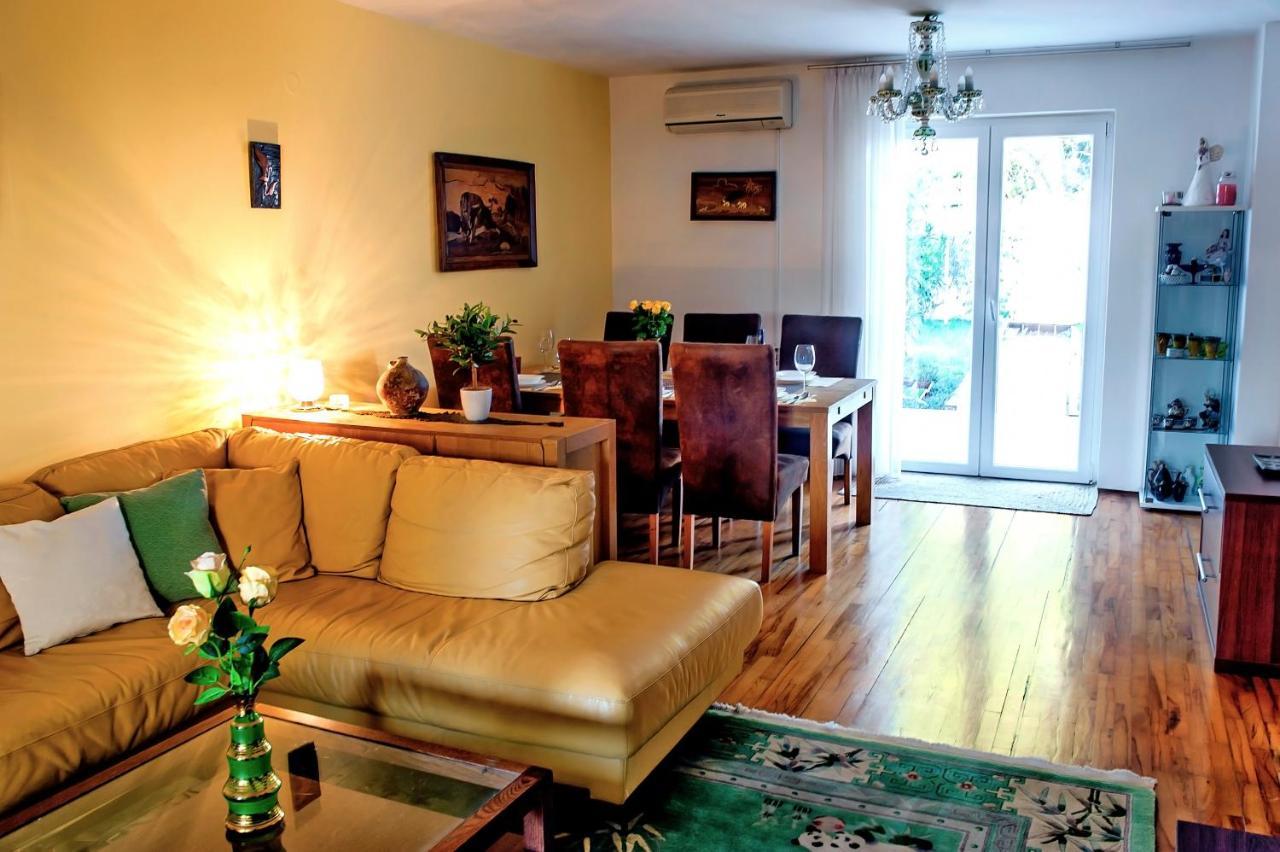 Hana House Pula Villa Екстериор снимка