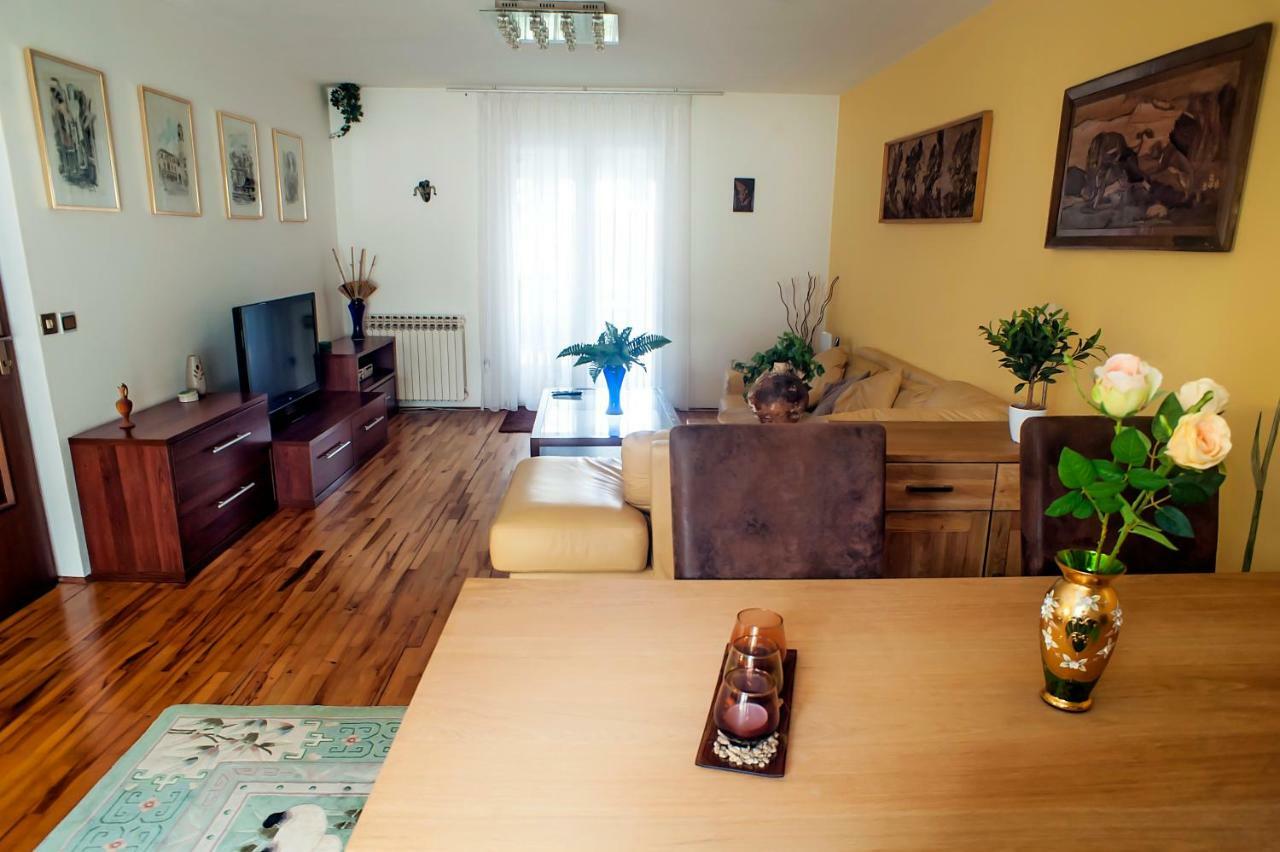 Hana House Pula Villa Екстериор снимка
